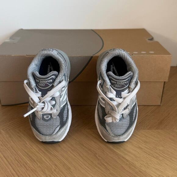 New Balance 990 V6 Grey/White Toddler Sneakers- SZ 6 C - Picture 9 of 14